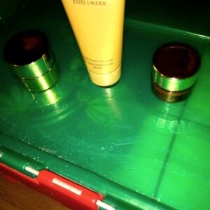 ESTEE LAUDER Re-Nutrif foam cleanser,  R-N Lift rejuvenating creme, Night Repair